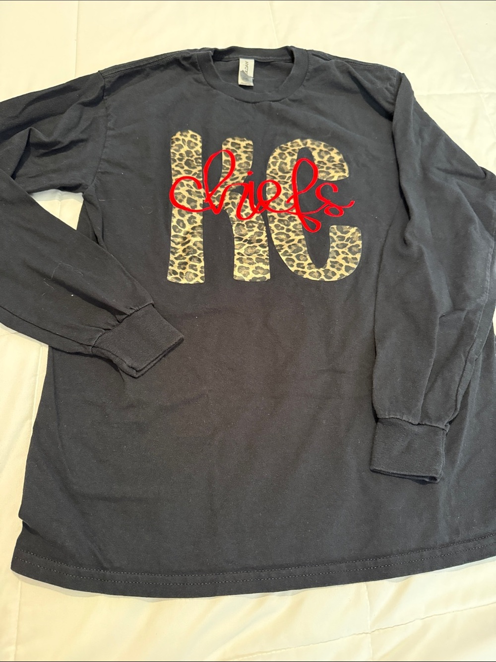 Black Long-Sleeve 'KC Chiefs' Leopard Graphic Tee